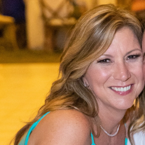 Meet your Posher, Deirdre - Picture 1 of 1